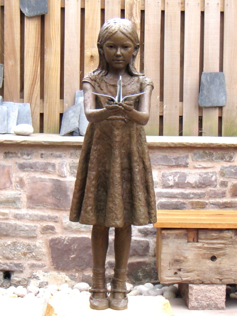 The installed bronze sculpture of Sadako