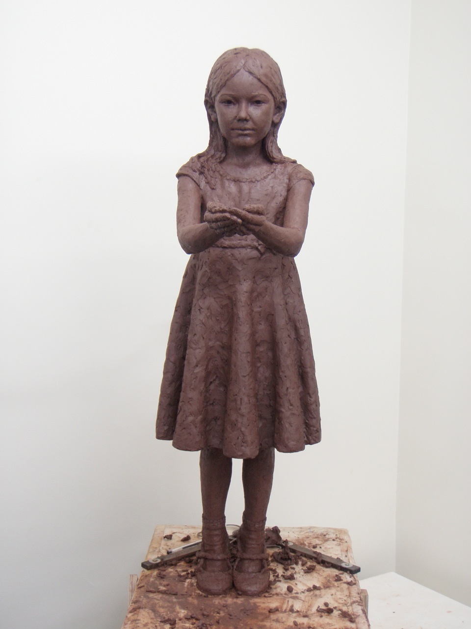 Final clay sculpture of Sadako