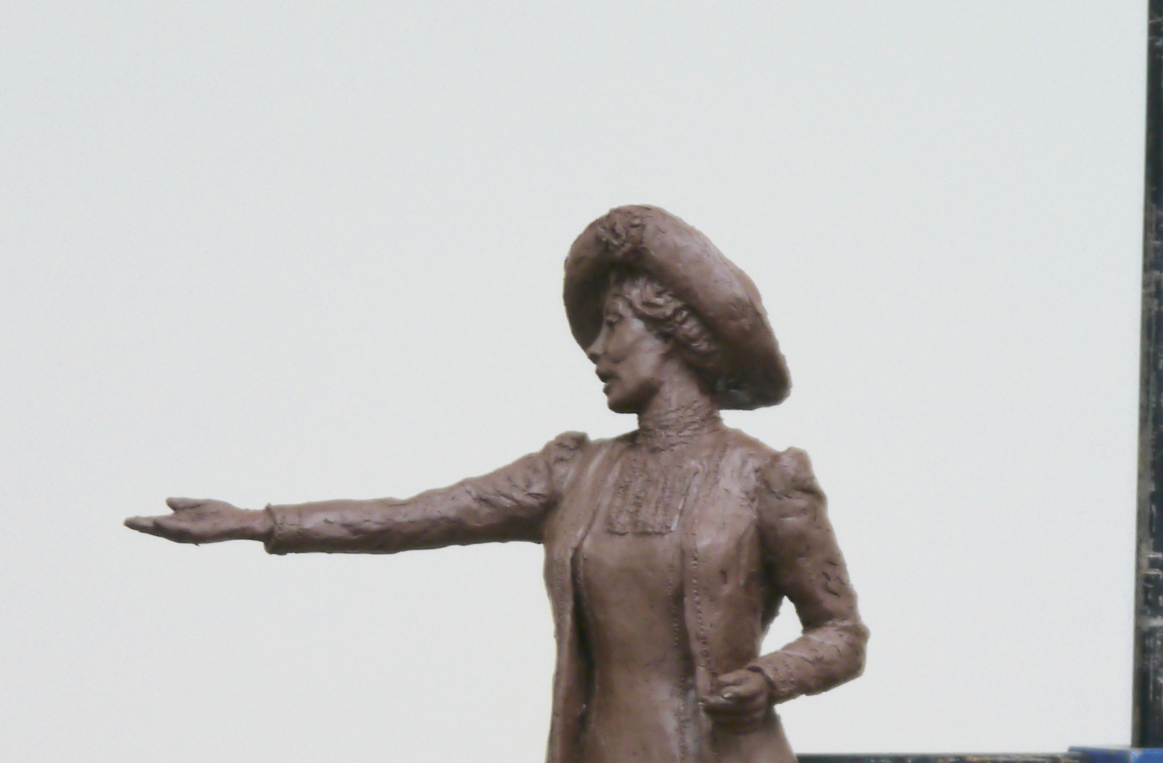 The Pankhurst maquette: the pose