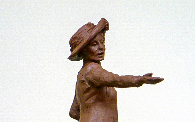 The Pankhurst maquette: the final clay