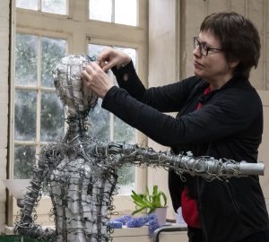 Hazel threads wire on the Our Emmeline head armature - photo by Nigel Kingston