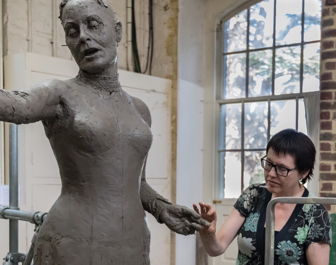 Hazel with the clay Our Emmeline - photo by Nigel Kingston